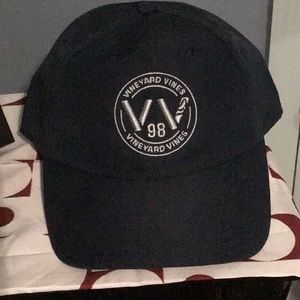 NWT Vineyard vines Baseball Hat